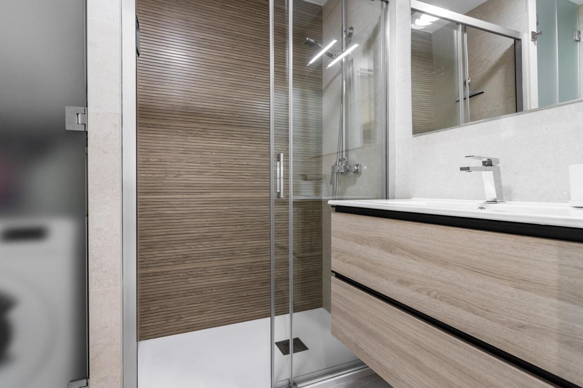 Appartement Sur Perla 7 *